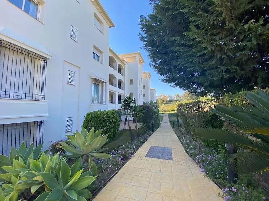 Fantastisch Appartement Vlakbij Zee Estepona