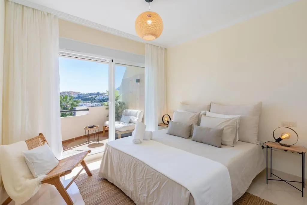Fantastisch Appartement Vlakbij Zee Estepona