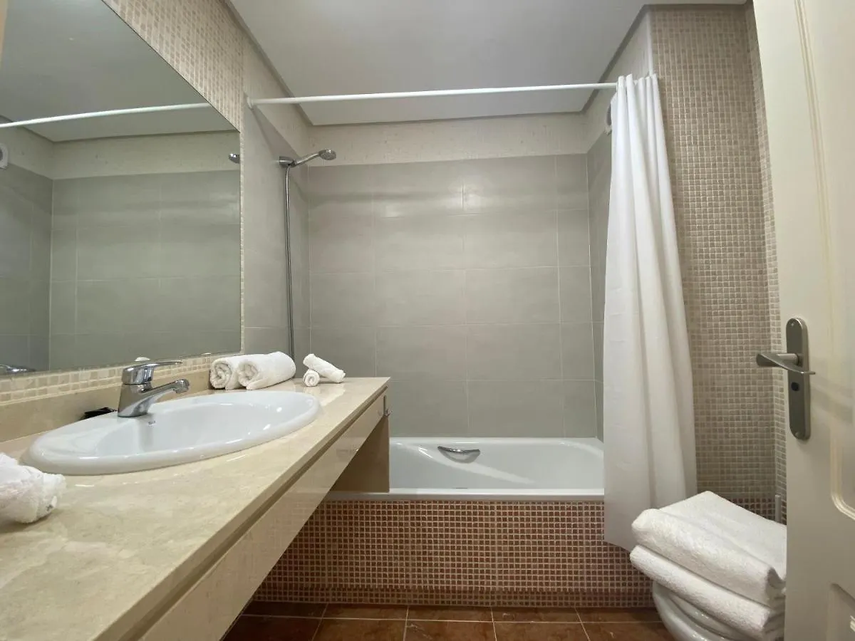 Apartment Fantastisch Appartement Vlakbij Zee Estepona